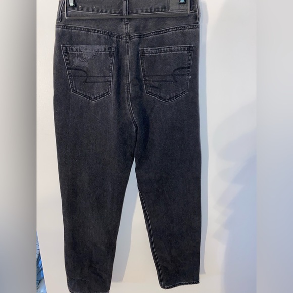 Black Ripped Mom Jeans from American Eagle - Picture 3 of 4